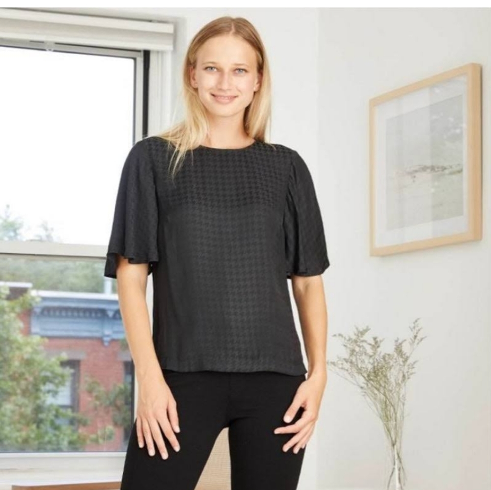 NWT A New Day Black Houndstooth Blouse Size Small.